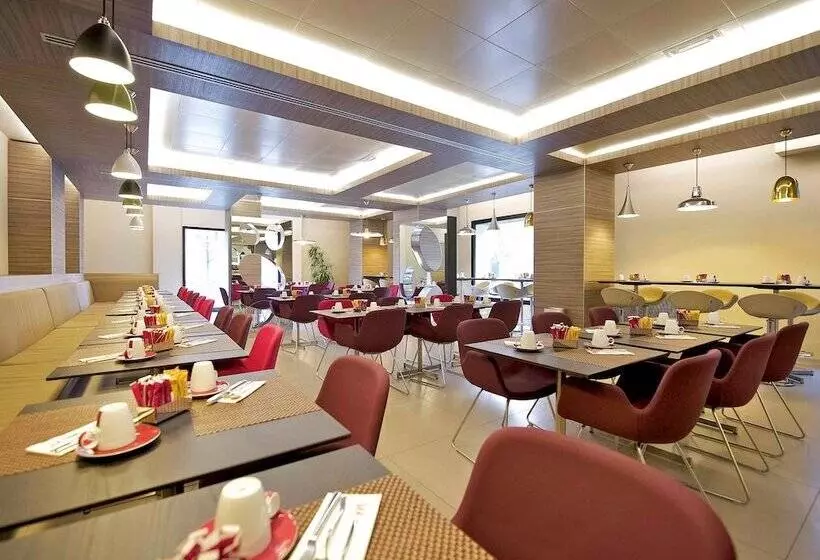 هتل Mercure Roma Centro Colosseo