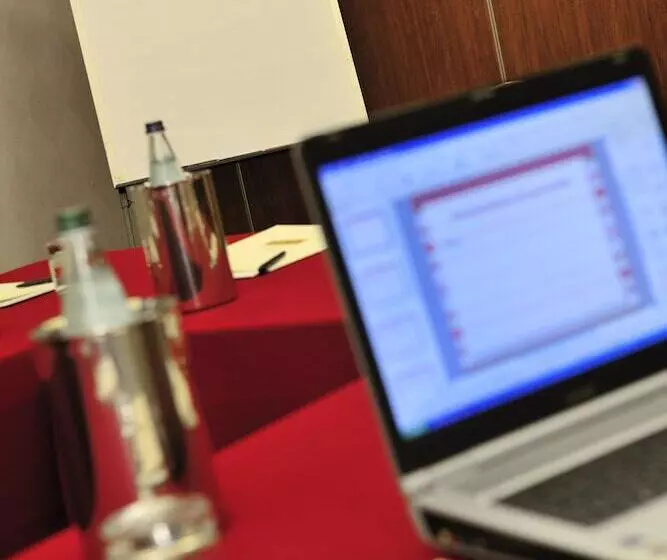 فندق Perugia Plaza