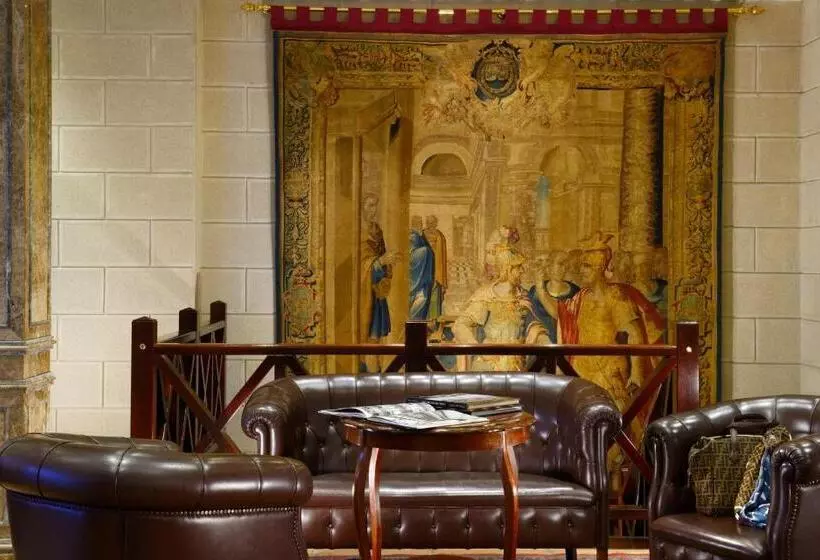 هتل Pierre Milano