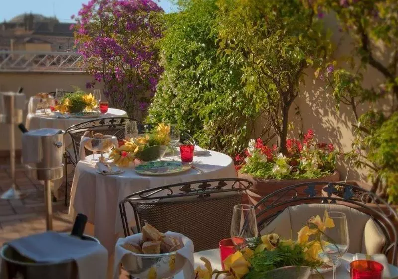 Bio Hotel Raphael   Relais & Châteaux