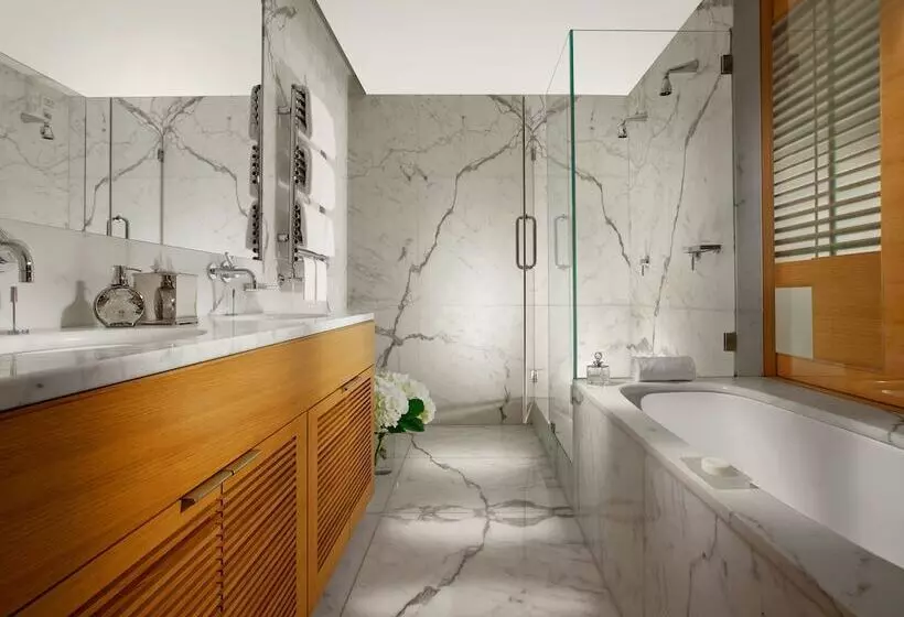 Bio Hotel Raphael   Relais & Châteaux