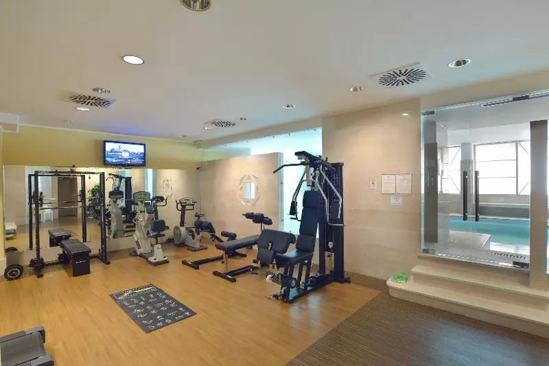 هتل Sangallo Palace