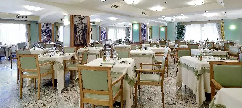 هتل Sangallo Palace