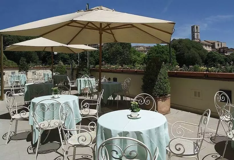 هتل Sangallo Palace