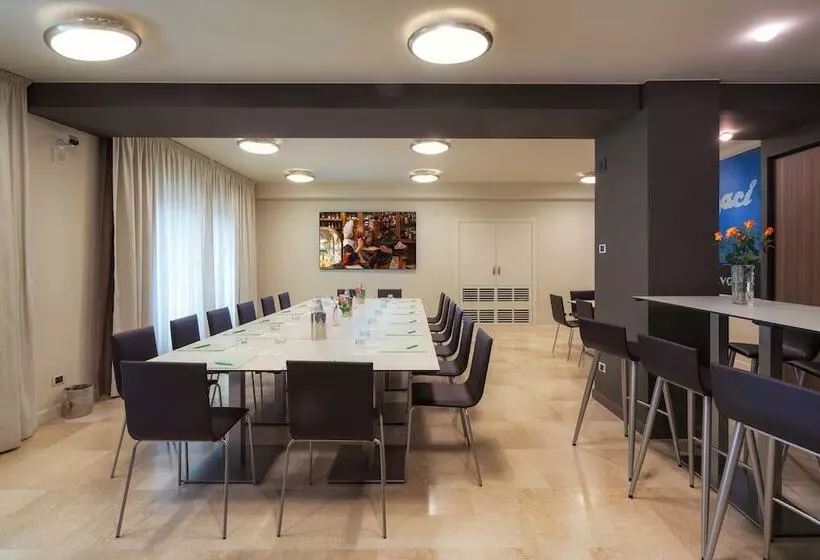 هتل Sangallo Palace