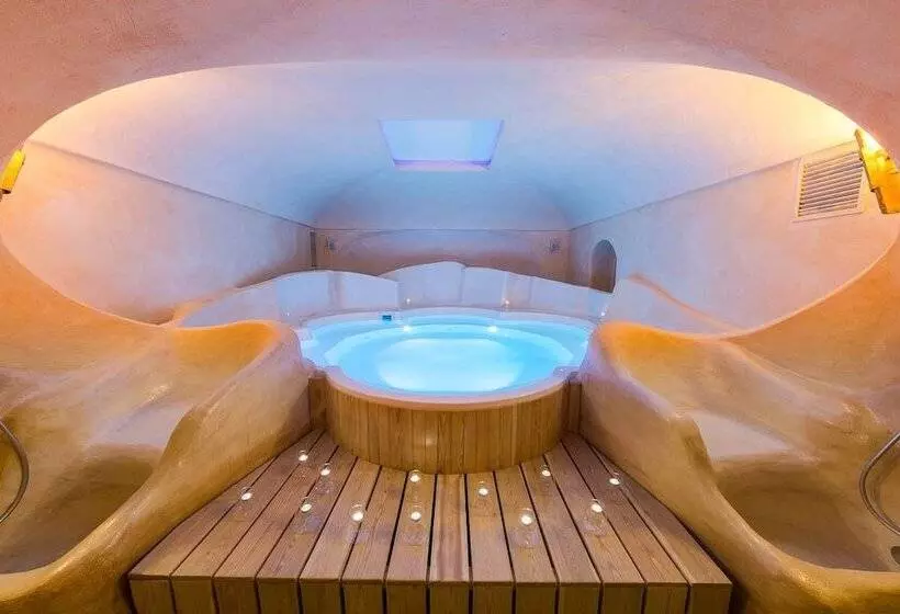 Villa Romana Hotel & Spa