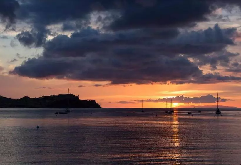 Residence Hotel Villa Mare