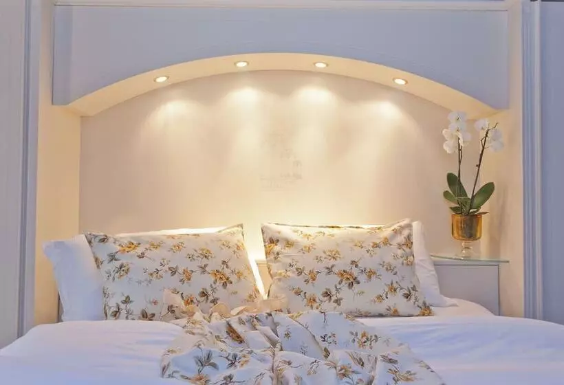 レジデンス Bellavista Lakefront Hotel & Apartments