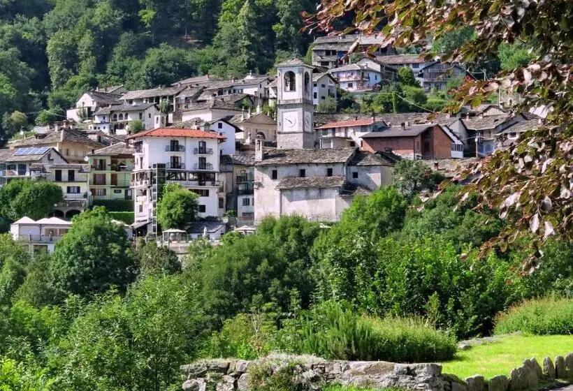 ホテル Albergo Miniere