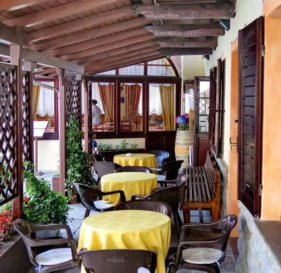 ホテル Albergo Miniere