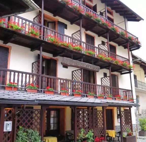 ホテル Albergo Miniere