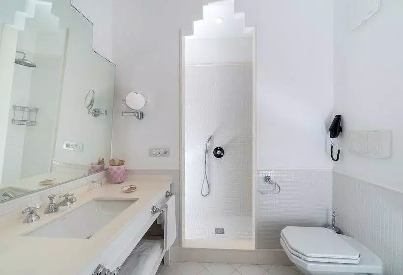 فندق Bellevue Syrene