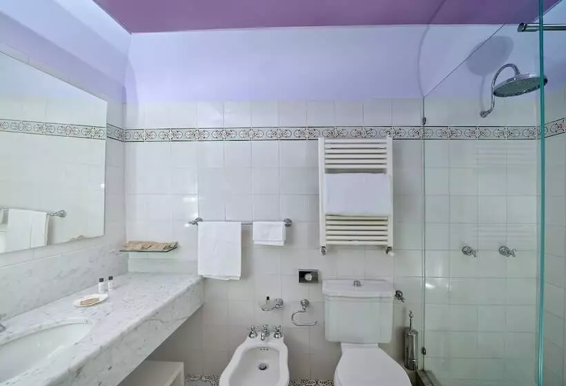 فندق Bellevue Syrene