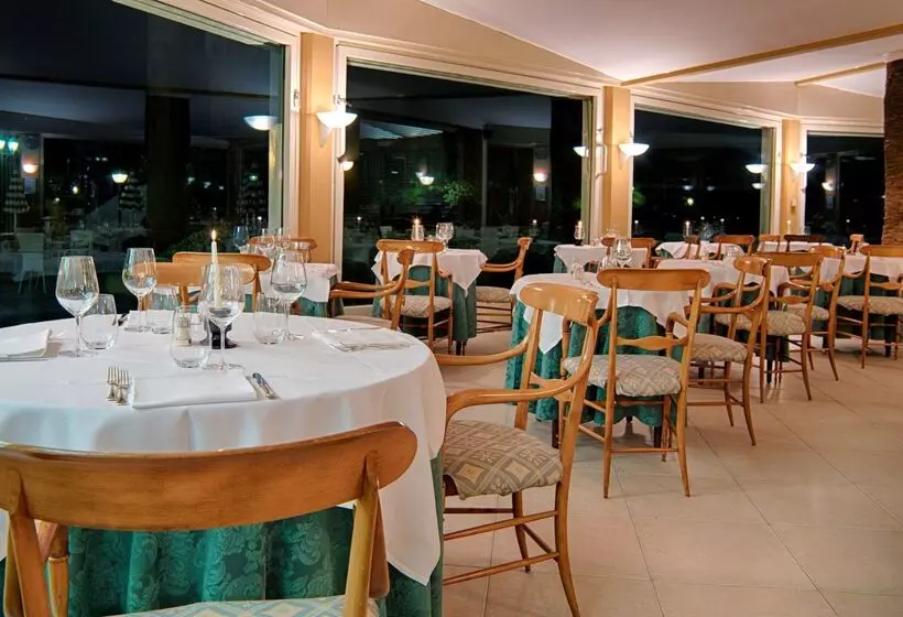 Отель Best Western Regina Elena