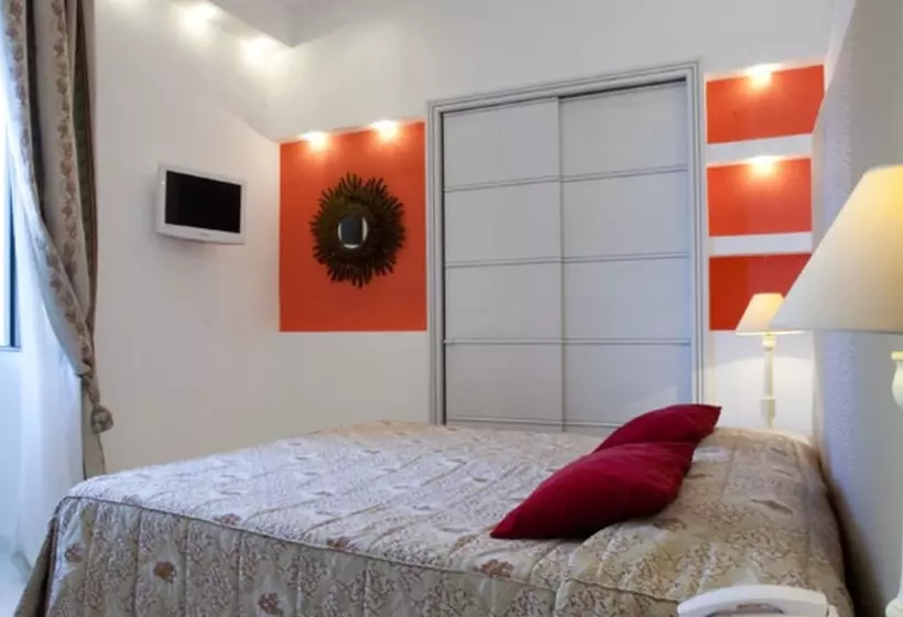 هتل Corallo Sorrento