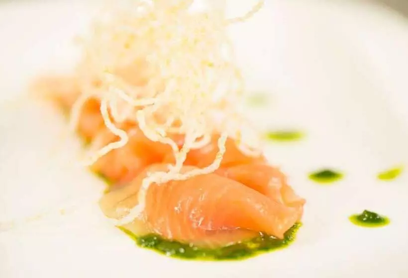 فندق Enzian Genziana