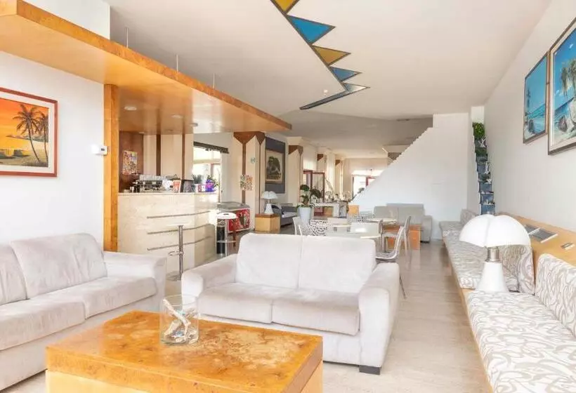 Отель Giancarlo