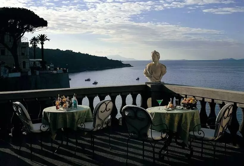 Grand Hotel Excelsior Vittoria