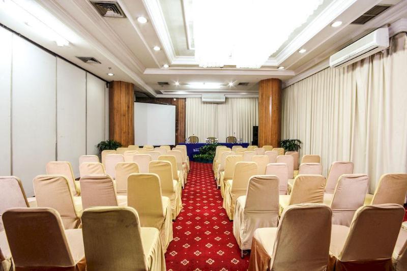 فندق Grand Menteng