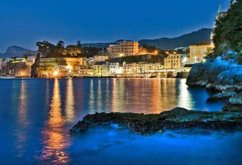 호텔 Hilton Sorrento Palace