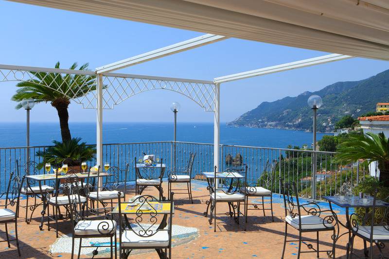 فندق Lloyd S Baia