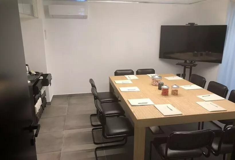 בית מלון כפרי Miramonti