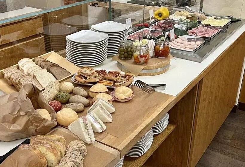 בית מלון כפרי Miramonti