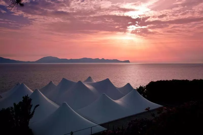 هتل Perla Del Golfo Resort