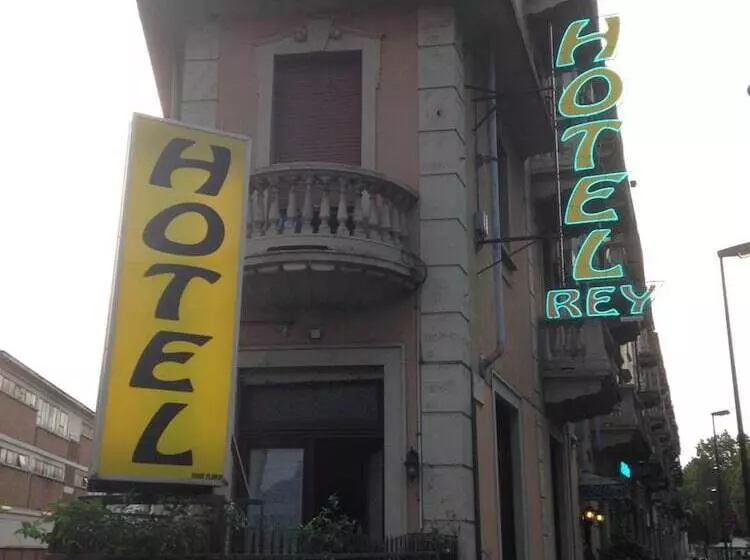 فندق Rey