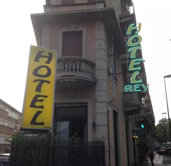 فندق Rey