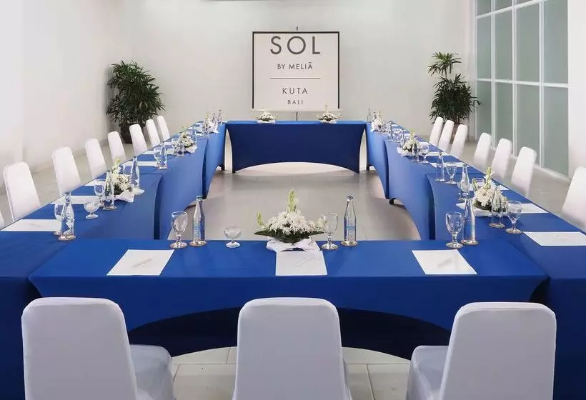 酒店 Kuta Beach Club