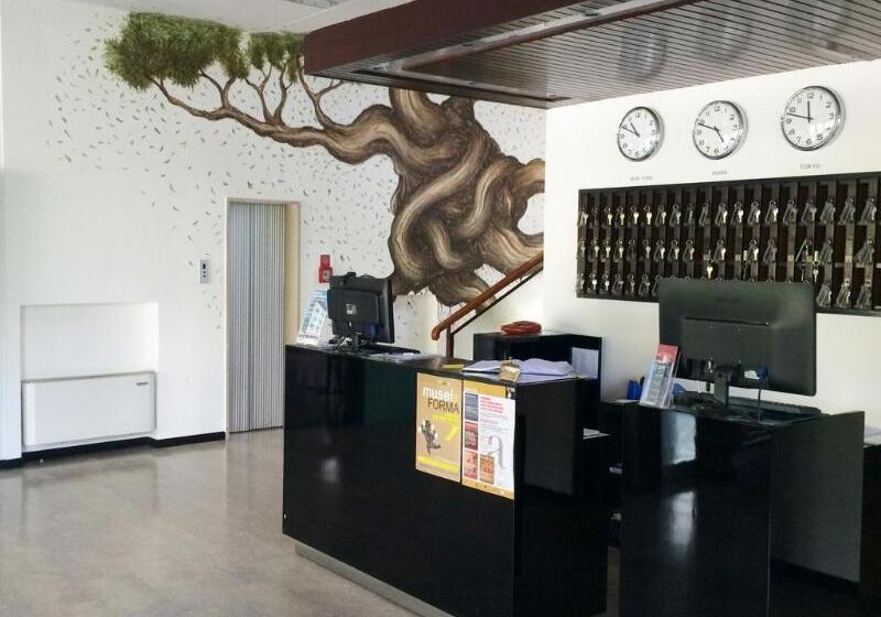 Lh Hotel Arca Street Art