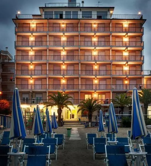 Отель Tourist Residence