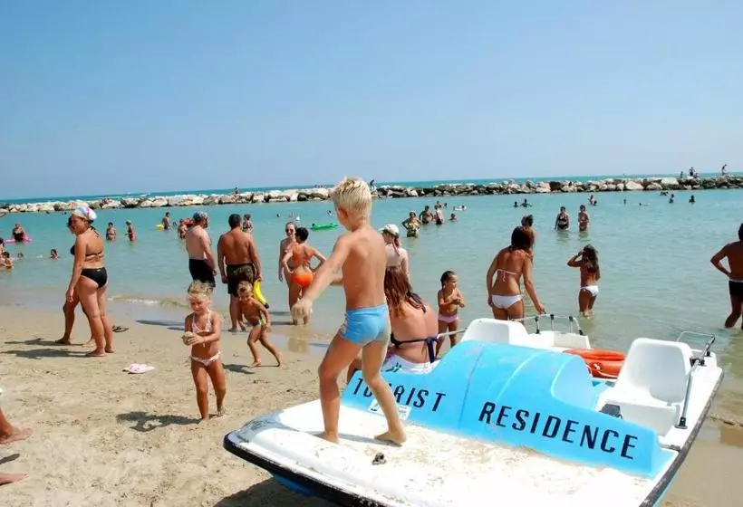 Отель Tourist Residence