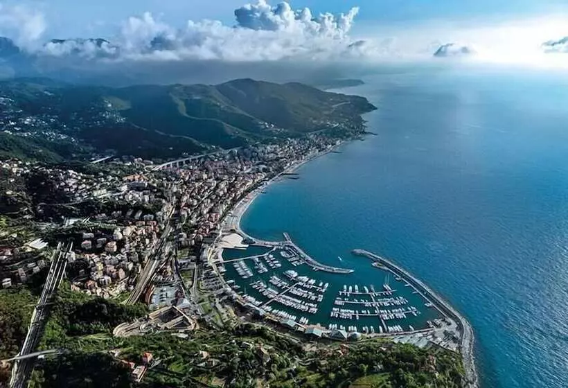 إقامة Coccodrillo Hotel & Apartments