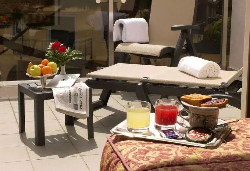 إقامة Coccodrillo Hotel & Apartments