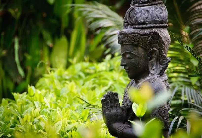 فندق Bali Garden Beach Resort