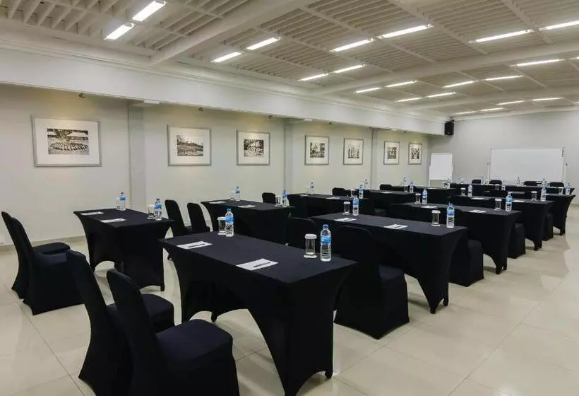 فندق Bali Garden Beach Resort