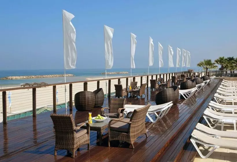 ホテル Dan Accadia Herzliya