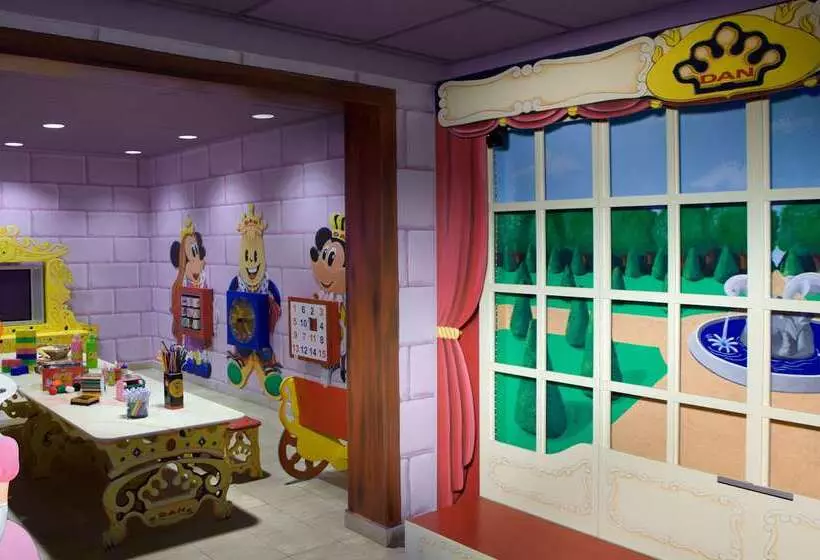 ホテル Dan Accadia Herzliya