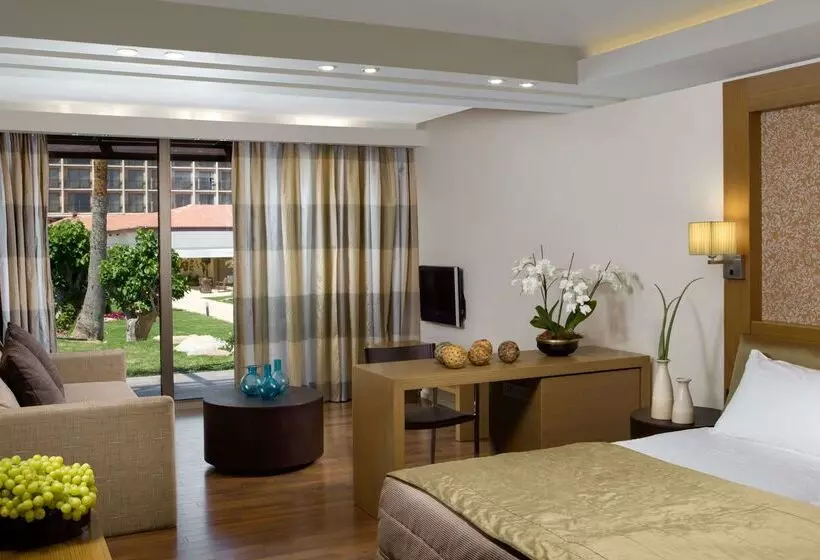 ホテル Dan Accadia Herzliya