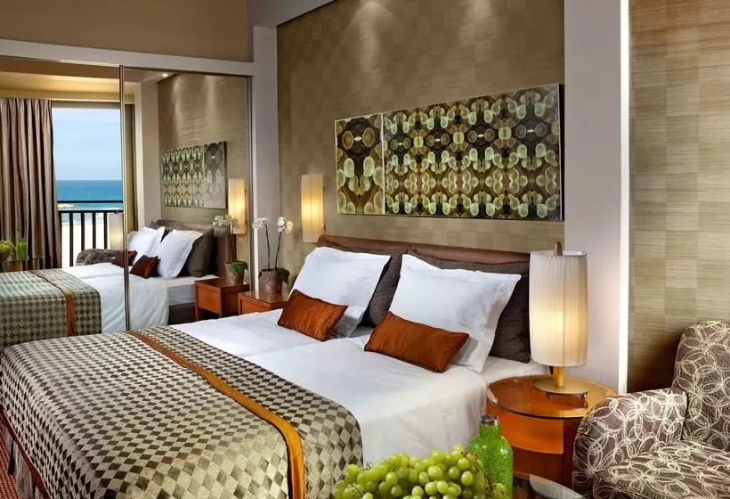 ホテル Dan Accadia Herzliya