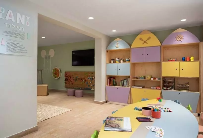 ホテル Dan Accadia Herzliya