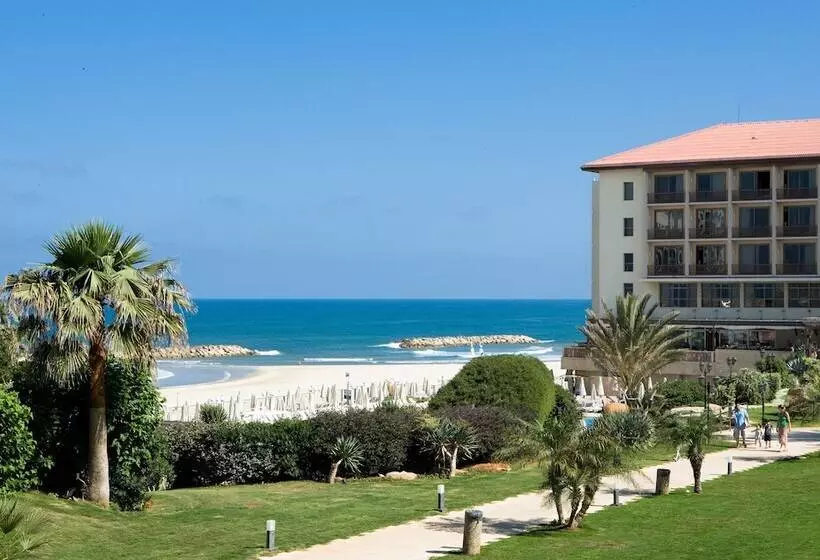 ホテル Dan Accadia Herzliya