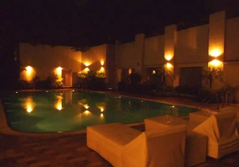 Hotel Hindusthan International Kolkata