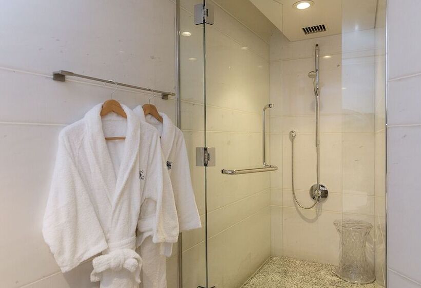 בית מלון כפרי Marunouchi