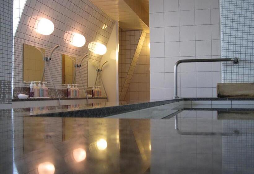 בית מלון כפרי New Station