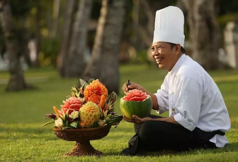 Nusa Dua Beach Hotel And Spa Handwritten Collection