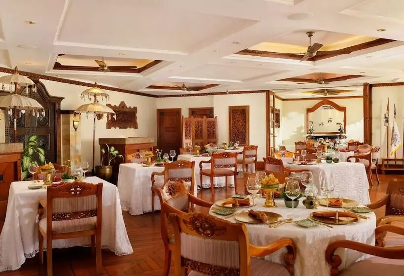 Nusa Dua Beach Hotel And Spa Handwritten Collection