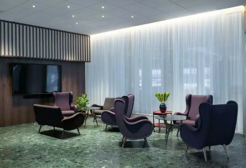 هتل Radisson Blu Saga , Reykjavik